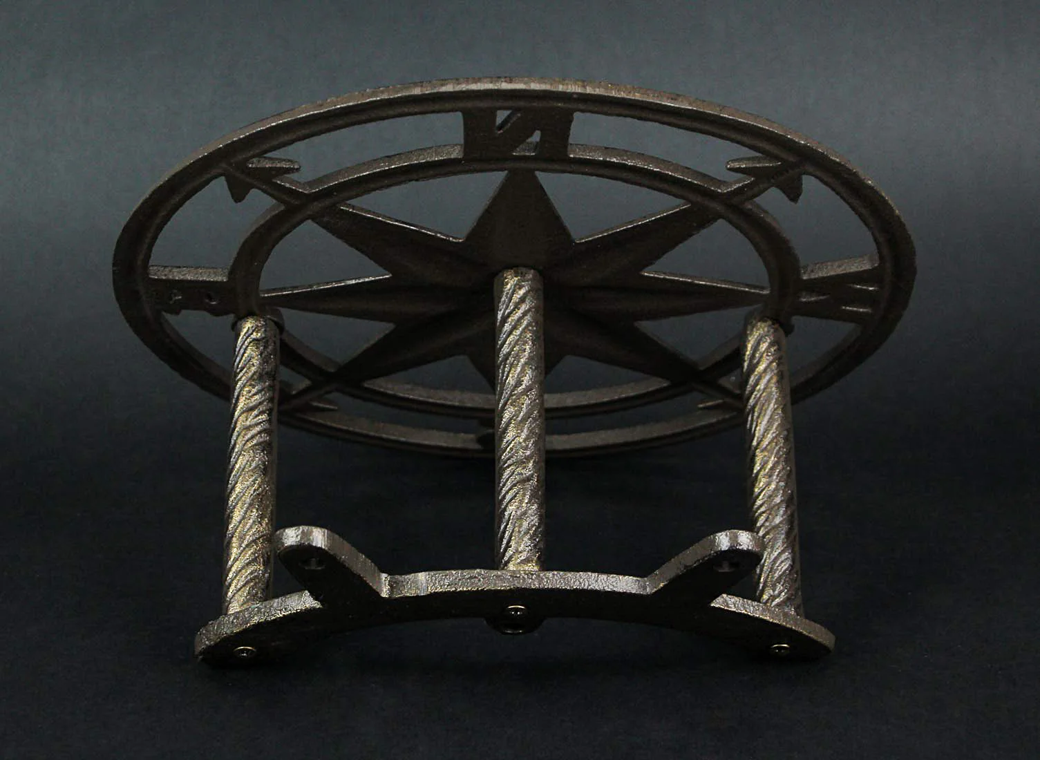 Decorative Wall Mounted Cast Iron Nautical Compass Rose Garden Hose Hanger Bronze - Image 4