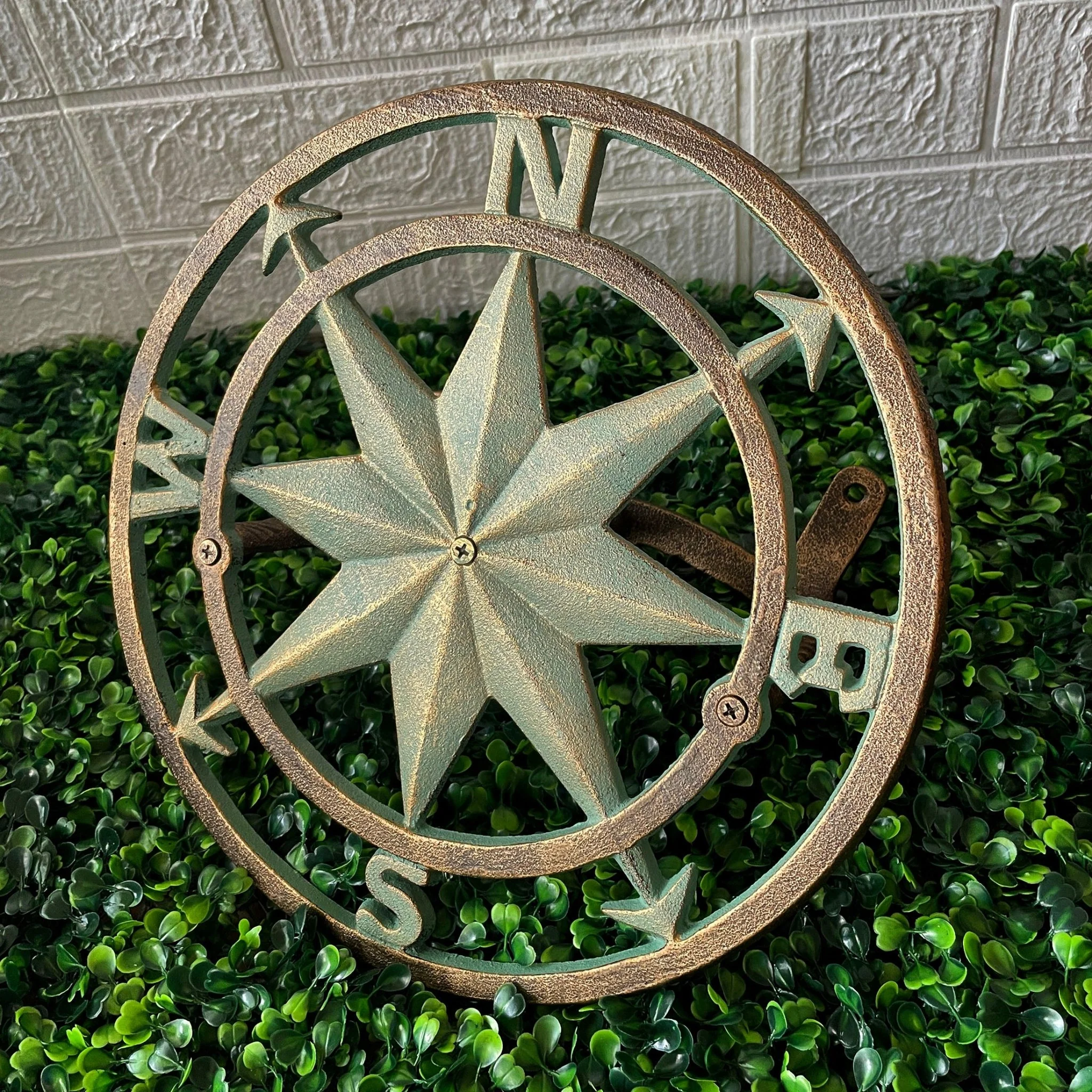 Cast Iron Nautical Compass Rose Wall Mounted Decorative Hanging Garden Hose Holder Verdigris Green Finish - Image 4