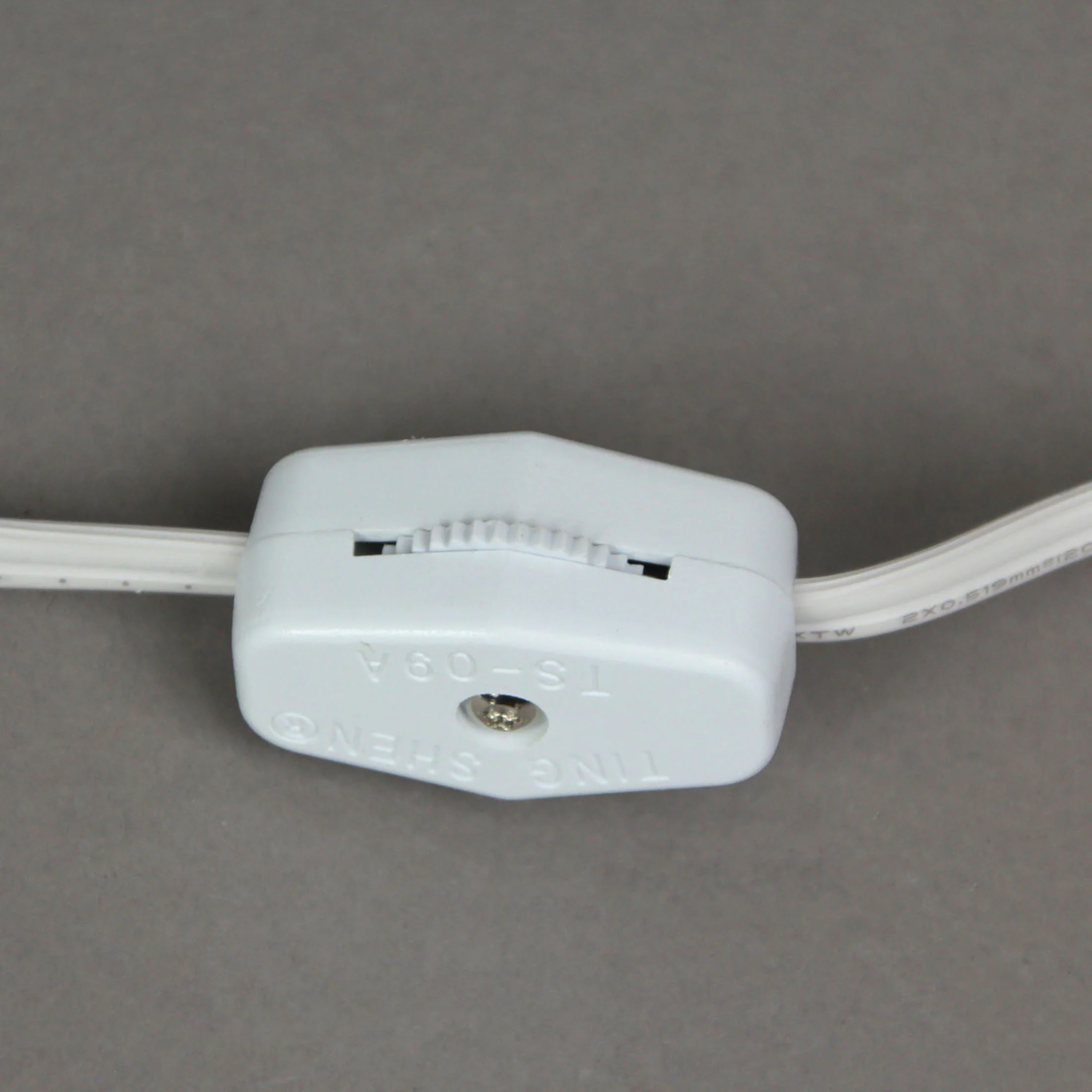 Western Steer Skull Wall Or Table Accent Lamp w/ Removable Metal Stand & LED Bulb - Image 7