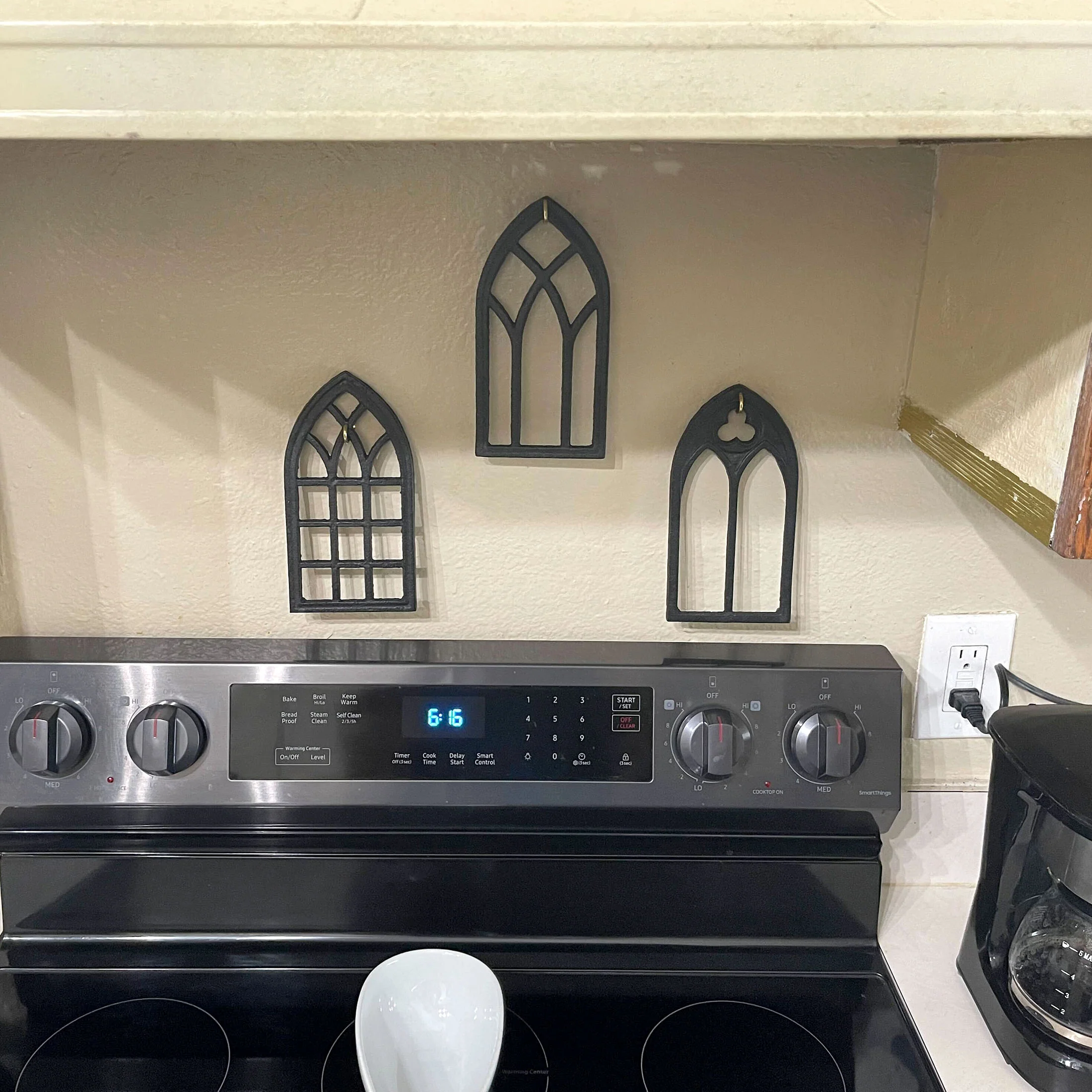 Set of 3 Black Cast Iron Gothic Cathedral Window Design Kitchen Trivets Decorative Wall Hangings - Image 5