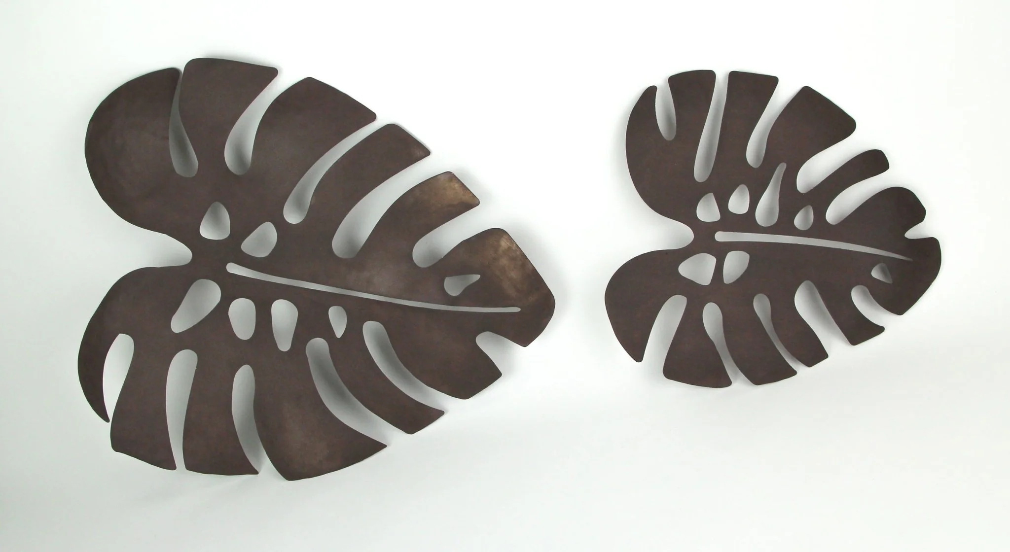 Set of 4 Vintage Look Metal Monstera Leaf Sculptured Wall Hangings Tropical Farmhouse Decor - Image 3