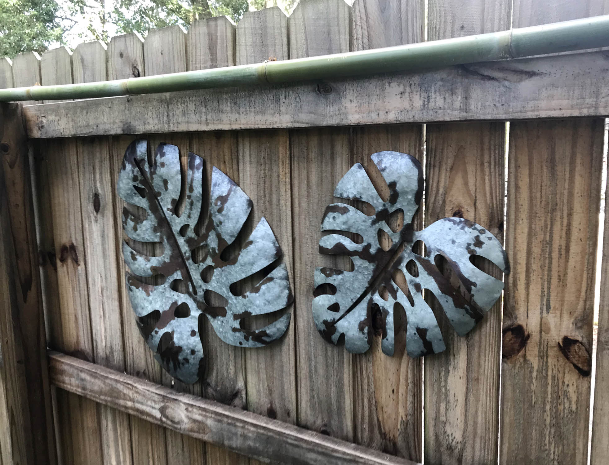 Set of 2 Galvanized Zinc Finish Metal Monstera Leaf Sculptures Wall Hanging Tropical Decor - Image 5