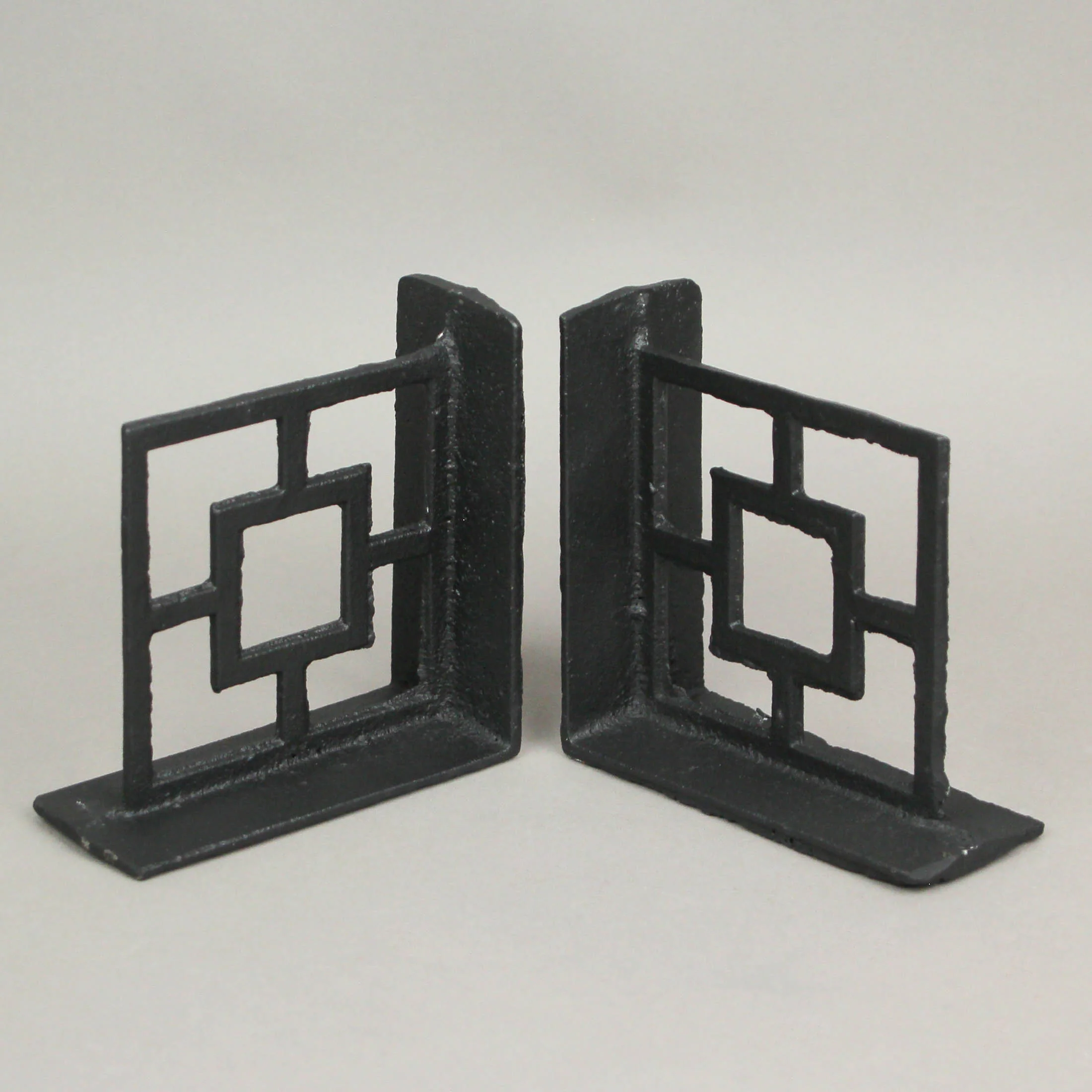 Set of 2 Cast Iron Breeze Block Bookends Decorative Rustic Geometric Shelf Decor - Image 4