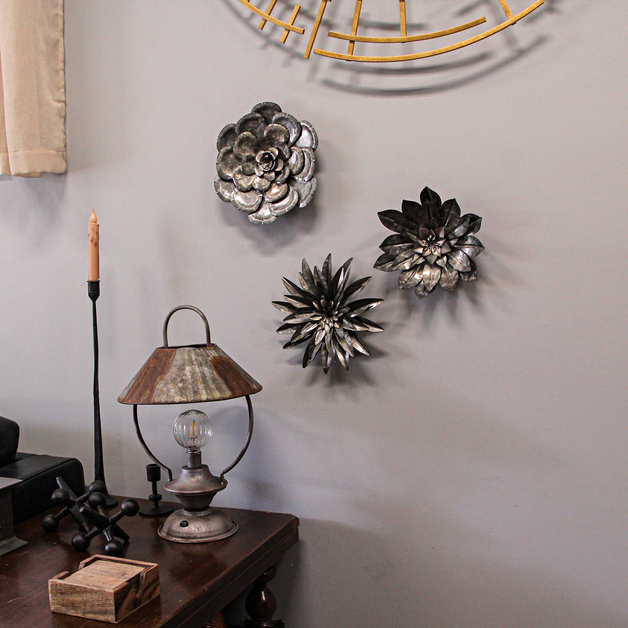 Set of 3 Galvanized Metal Flower Sculptures Wall Hanging Home Decor Floral Art - Image 4