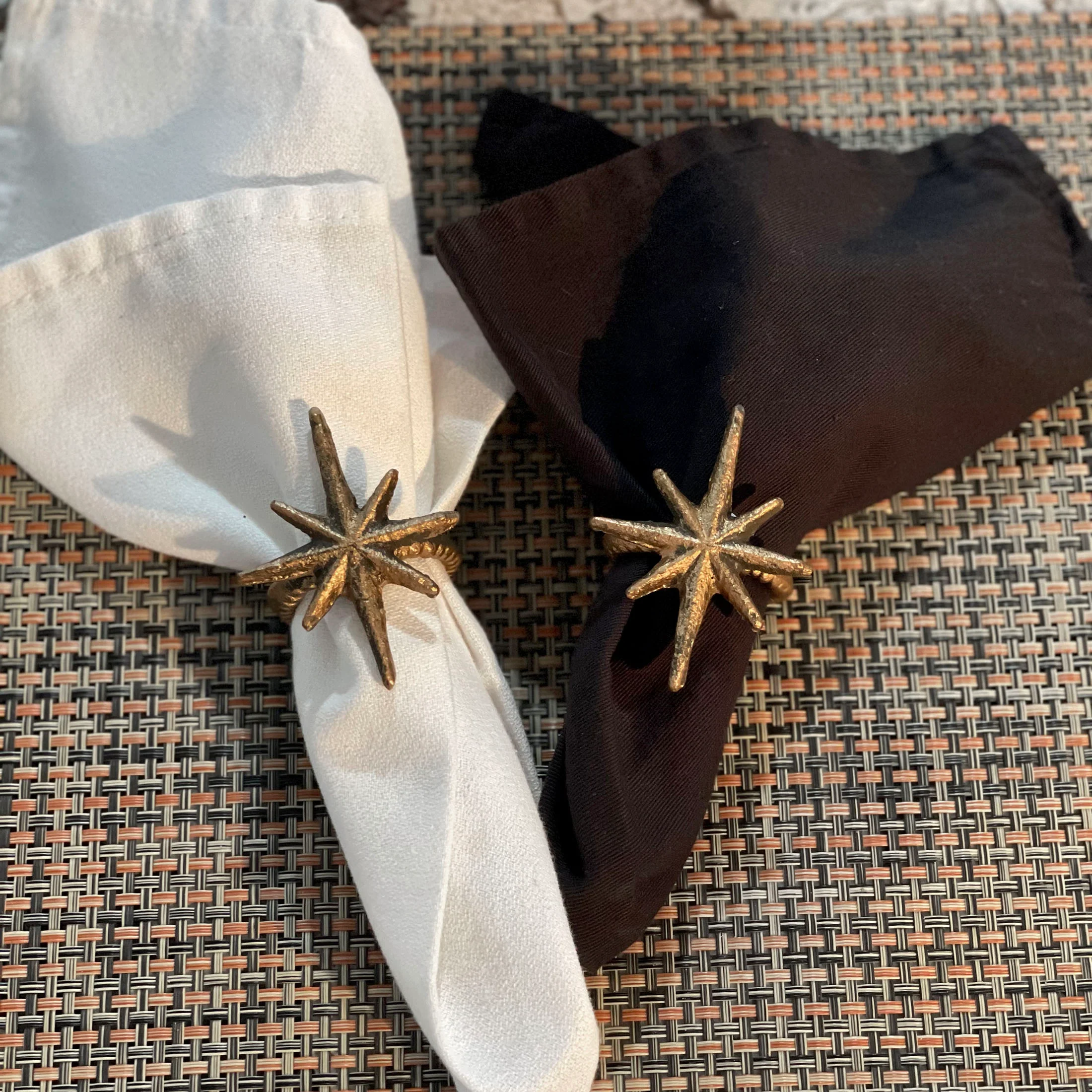 Set of 6 Gold Cast Iron Mid Century Modern Starburst Napkin Rings Dining Decor - Image 4