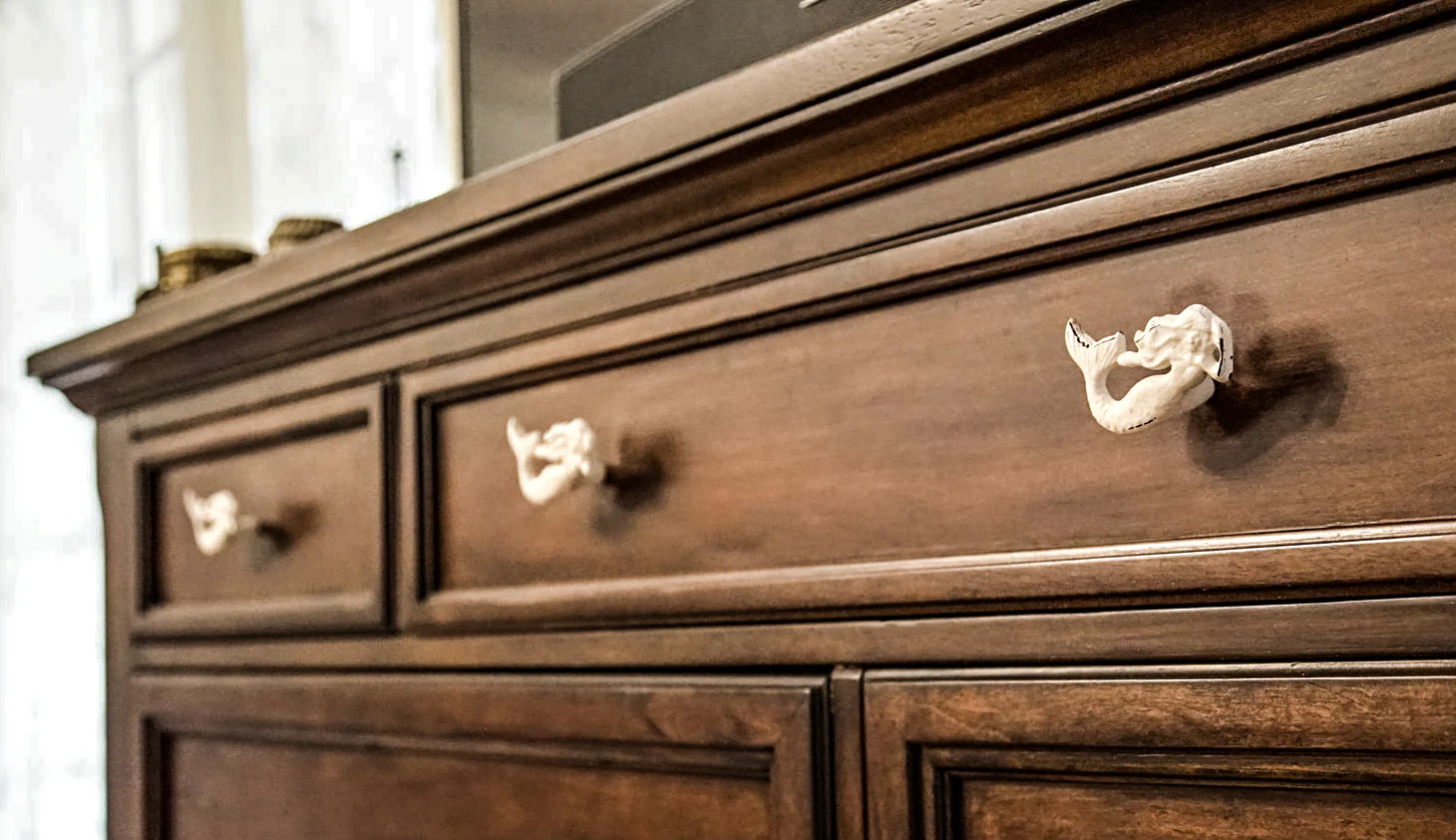 Set of 6 White Painted Cast Iron Mermaid Drawer Pull Cabinet Knob Rustic Furniture Decor - Image 6