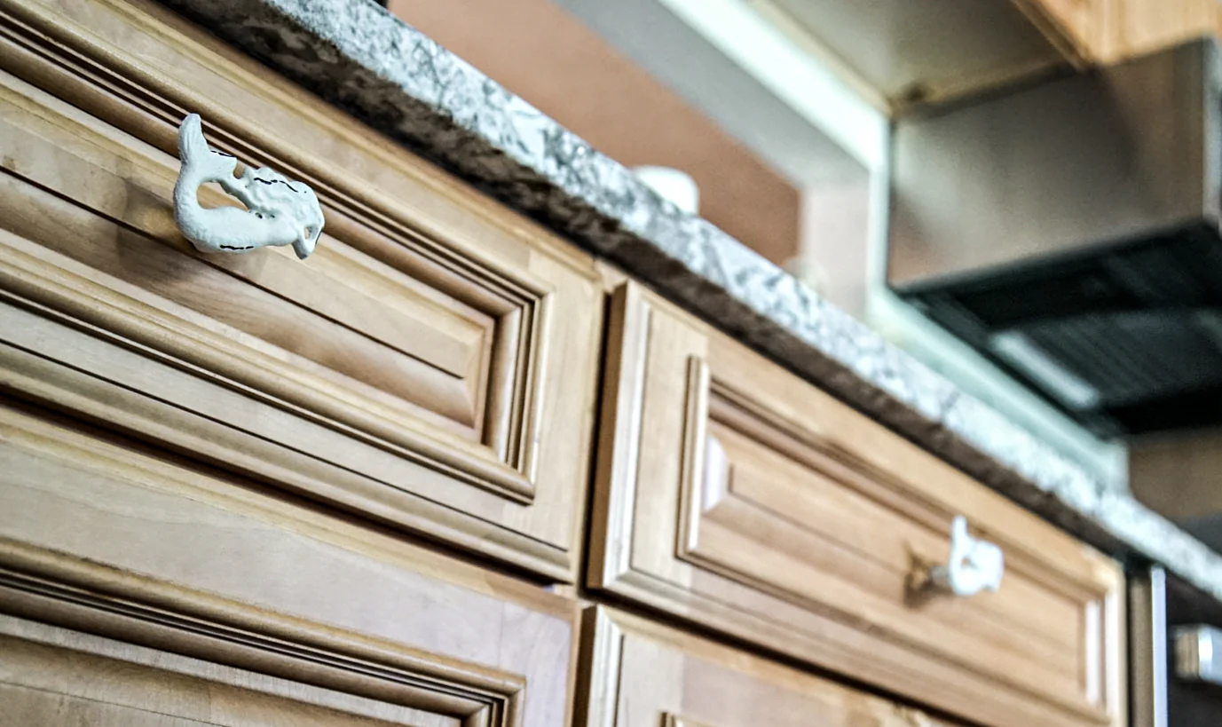 Set of 6 White Painted Cast Iron Mermaid Drawer Pull Cabinet Knob Rustic Furniture Decor - Image 7