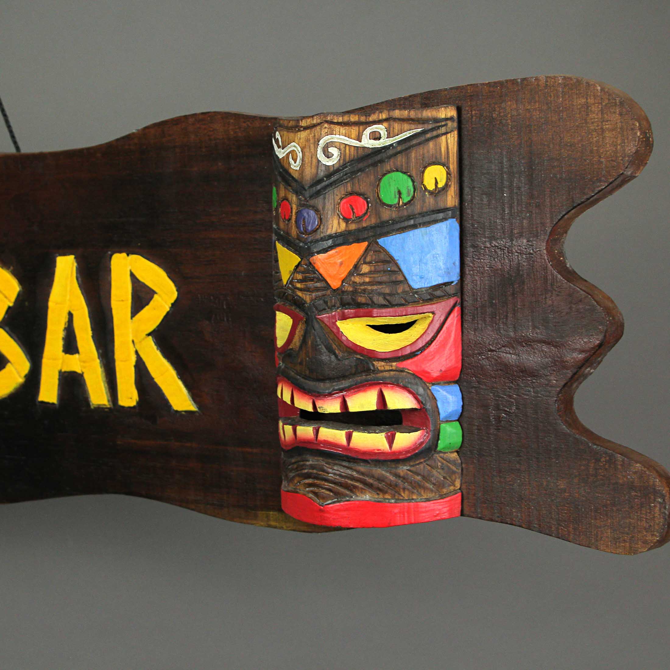 39 Inch Wood Tiki Bar Hanging Sign Hand Carved Decorative Mask Sculpture Decor - Image 5