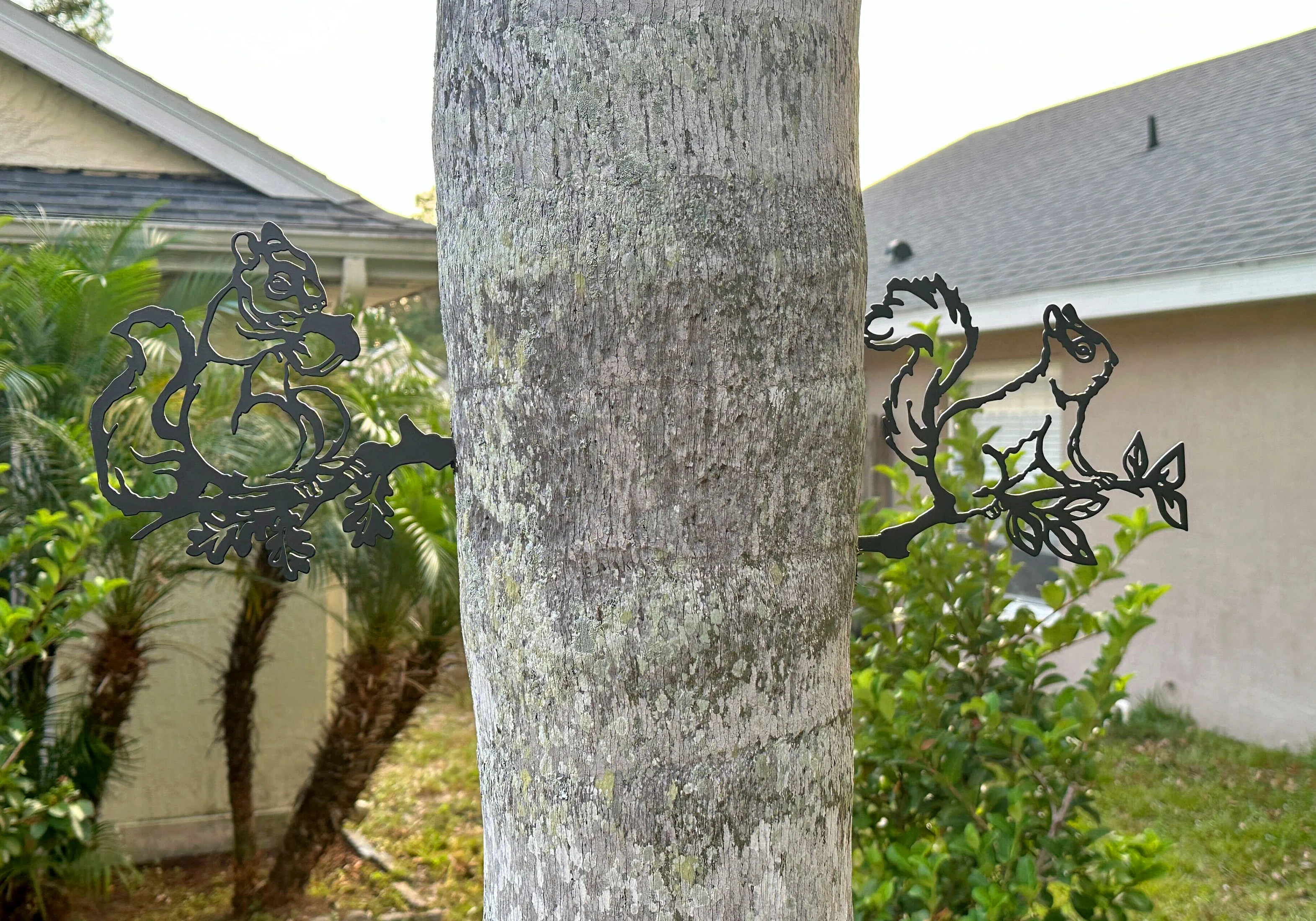 Set of 2 Black Metal 11 Inch Squirrel Tree Stakes Outdoor Yard Art Home Garden Fence Decor - Image 4